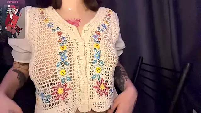 SarahHunnye online show from March 2026 12:27:01 AM