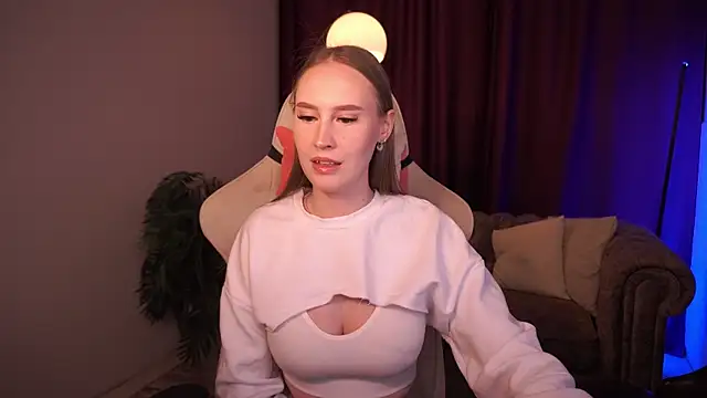 ViMilka online show from April 2026 11:27:01 AM