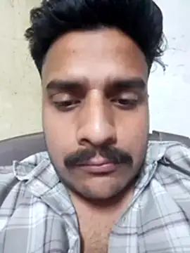 Snapshot of Decentlover67 chatting on April 2026 12:39:01 PM Decentlover67 online show from April 2026 12:39:01 PM