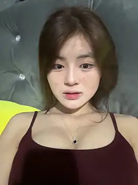 Snapshot of Sweet20-20 chatting on April 2026 01:40:01 PM Sweet20-20 online show from April 2026 01:40:01 PM