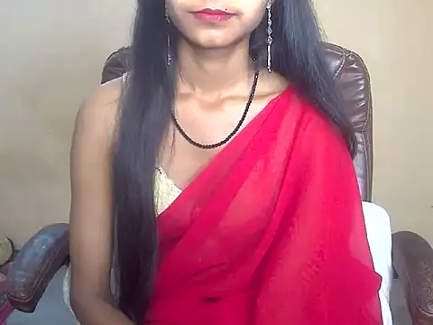 QueenOfDesire01 online show from April 2026 05:21:02 PM