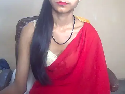 QueenOfDesire01 online show from April 2026 06:26:01 PM