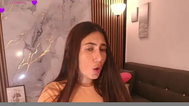 LucyBecker online show from April 2026 08:20:01 PM