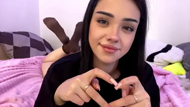 BeckyAurielle online show from April 2026 01:22:02 PM