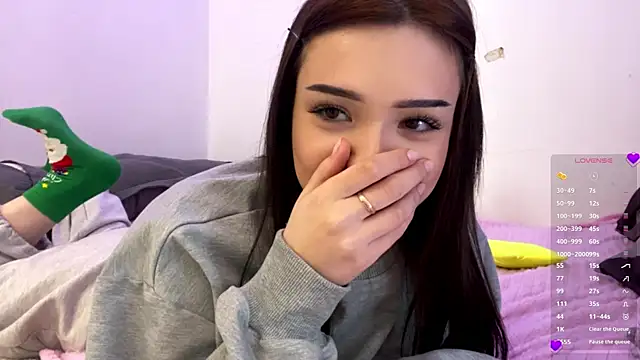 BeckyAurielle online show from April 2026 02:33:01 PM