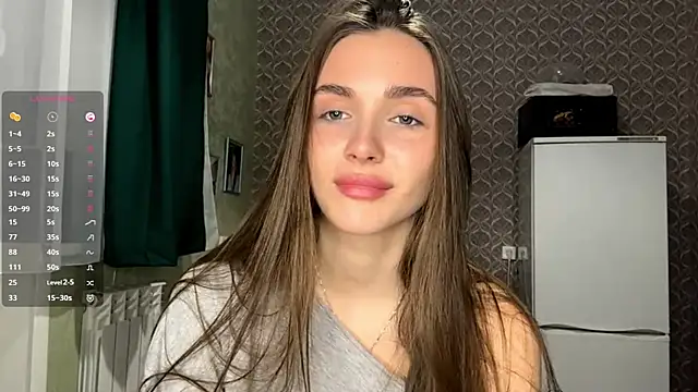 Snapshot of Veluxe chatting on April 2026 05:09:02 PM Veluxe online show from April 2026 05:09:02 PM