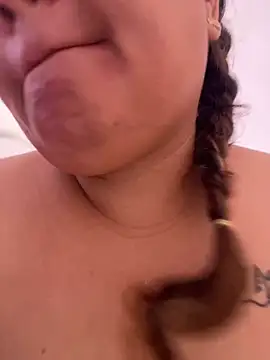 Snapshot of moonseexx chatting on March 2026 04:11:01 PM moonseexx online show from March 2026 04:11:01 PM