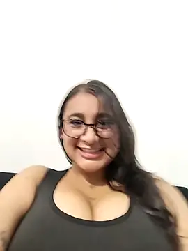 Mia skyy18 online show from April 2026 11:18:02 PM