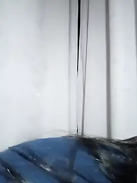 Naia queen25 online show from April 2026 04:54:02 AM