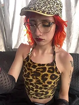 Alice Hecatee online show from March 2026 02:01:01 PM