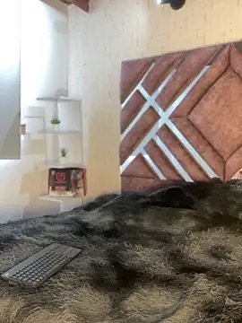 Alice Hecatee online show from April 2026 06:01:02 PM