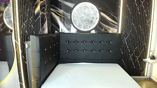 Snapshot of Karolynrousse_ chatting on April 2026 04:30:01 PM Karolynrousse online show from April 2026 04:30:01 PM