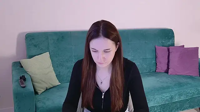 Snapshot of Ola_Queen chatting on April 2026 05:29:02 AM Ola Queen online show from April 2026 05:29:02 AM