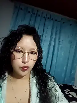 Snapshot of littlelion18 chatting on April 2026 08:32:01 AM littlelion18 online show from April 2026 08:32:01 AM