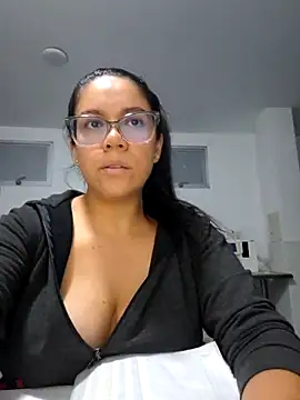 Snapshot of Aila_Phone chatting on July 2026 05:00:02 AM Aila Phone online show from July 2026 05:00:02 AM