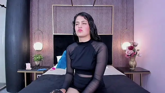 hayli monroe online show from March 2026 07:41:02 PM