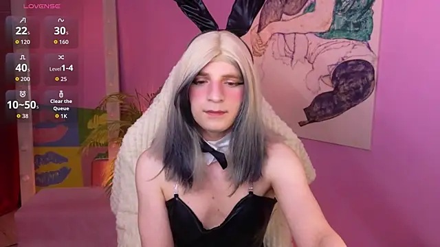 FoxIsPuff online show from July 2026 05:47:02 AM