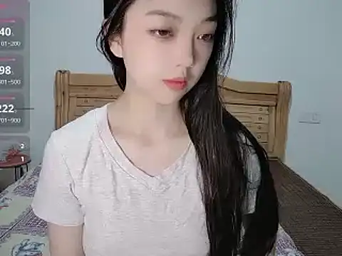 Snapshot of oblakitty_ chatting on June 2026 11:29:01 PM oblakitty online show from June 2026 11:29:01 PM