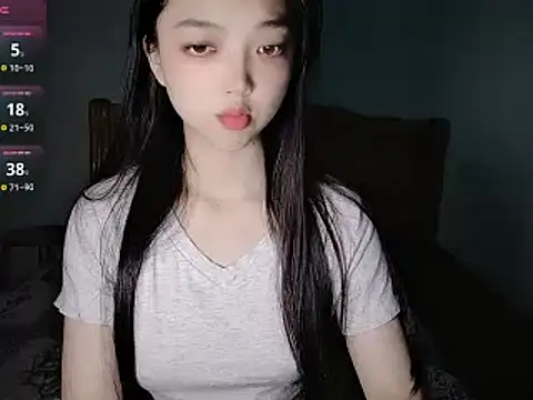 Snapshot of oblakitty_ chatting on June 2026 01:47:02 AM oblakitty online show from June 2026 01:47:02 AM