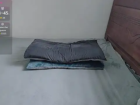 Snapshot of oblakitty_ chatting on July 2026 12:46:01 AM oblakitty online show from July 2026 12:46:01 AM