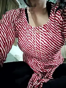 model seela online show from April 2026 09:46:02 AM