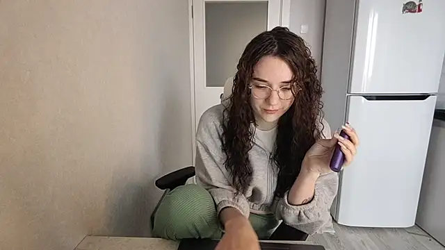 LaritaTocchio online show from April 2026 06:40:01 AM