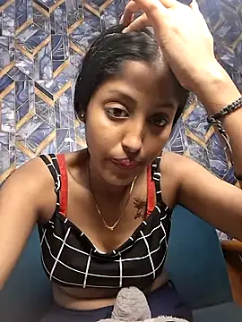 Snapshot of Pari_lovers chatting on March 2026 02:43:01 PM Pari lovers online show from March 2026 02:43:01 PM