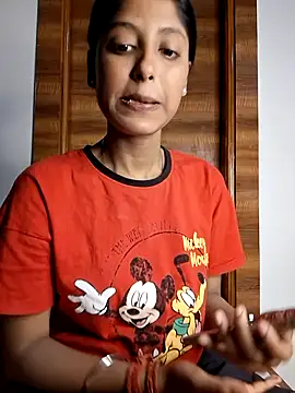 Snapshot of Pari_lovers chatting on April 2026 08:28:02 PM Pari lovers online show from April 2026 08:28:02 PM