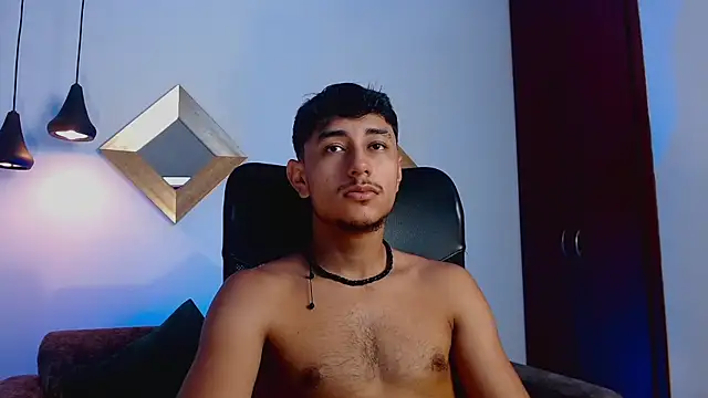 Vezzx online show from April 2026 06:52:01 PM