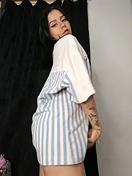Snapshot of Trixie_pop chatting on July 2026 11:59:02 PM Trixie pop online show from July 2026 11:59:02 PM