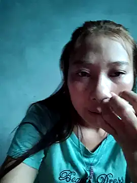 Snapshot of Leiley_98 chatting on May 2026 11:35:01 PM Leiley 98 online show from May 2026 11:35:01 PM