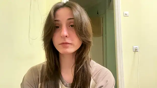 Snapshot of sakuraabloom7 chatting on April 2026 04:24:01 PM sakuraabloom7 online show from April 2026 04:24:01 PM