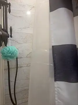 Snapshot of BSM4824 chatting on April 2026 05:20:02 PM BSM4824 online show from April 2026 05:20:02 PM