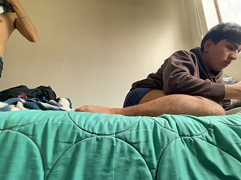 Snapshot of latingaycouple chatting on March 2026 05:50:01 PM latingaycouple online show from March 2026 05:50:01 PM