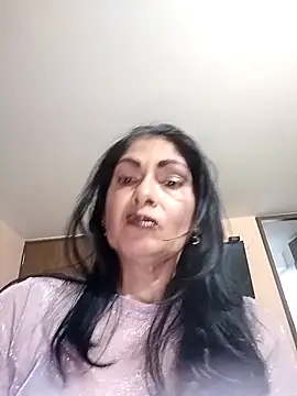 Snapshot of Taniafirelux chatting on March 2026 10:35:02 PM Taniafirelux online show from March 2026 10:35:02 PM