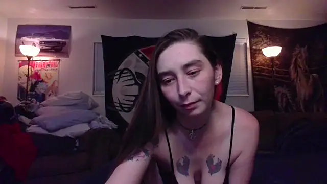 Snapshot of KittieeKat1 chatting on May 2026 03:45:02 AM KittieeKat1 online show from May 2026 03:45:02 AM
