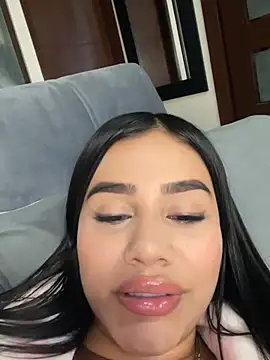 Snapshot of AlisonBeltran1 chatting on March 2026 08:26:33 AM AlisonBeltran1 online show from March 2026 08:26:33 AM