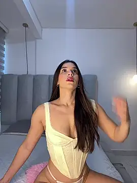 Snapshot of Valentina_lux1 chatting on July 2026 01:28:02 PM Valentina lux1 online show from July 2026 01:28:02 PM