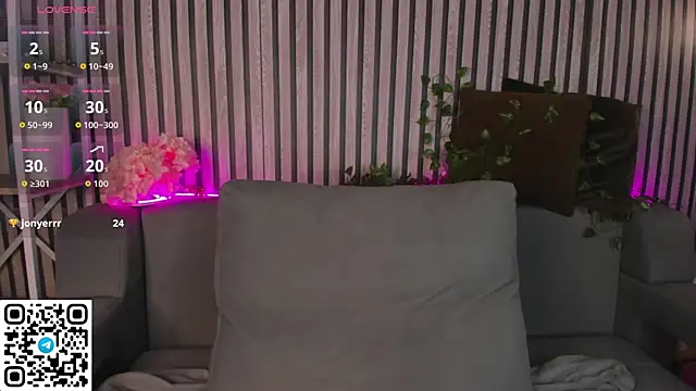 Lori Bllossom online show from April 2026 04:46:01 AM