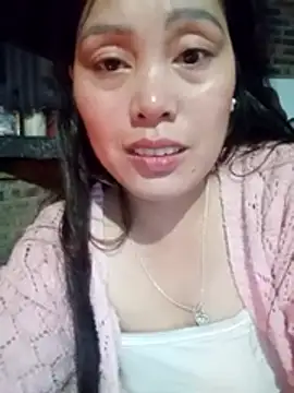 Abi-ni online show from May 2026 10:41:02 PM