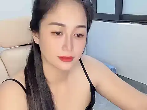 Snapshot of AmyLinee_1 chatting on June 2026 05:04:01 PM AmyLinee 1 online show from June 2026 05:04:01 PM