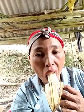 Snapshot of NIANIAKUTE chatting on March 2026 03:41:02 AM NIANIAKUTE online show from March 2026 03:41:02 AM