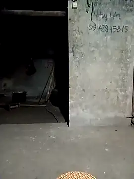 Snapshot of NIANIAKUTE chatting on April 2026 10:58:01 PM NIANIAKUTE online show from April 2026 10:58:01 PM