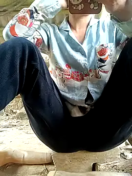 Snapshot of NIANIAKUTE chatting on April 2026 09:24:02 AM NIANIAKUTE online show from April 2026 09:24:02 AM