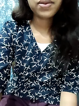 Candyy crushh online show from April 2026 07:41:01 PM