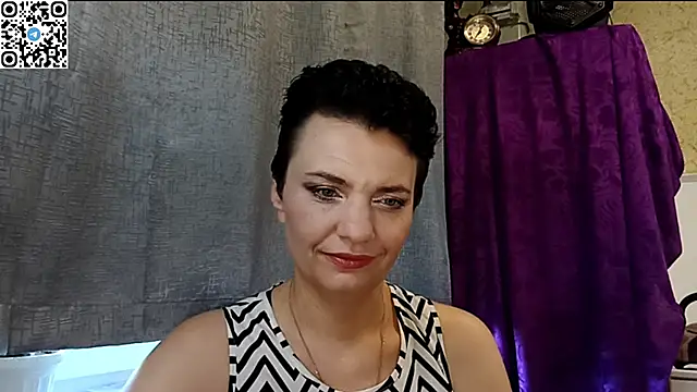 HotMamaQueen234 online show from May 2026 09:37:01 AM