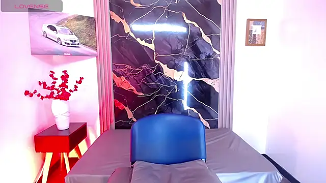 taylor  smith  online show from April 2026 11:33:01 AM