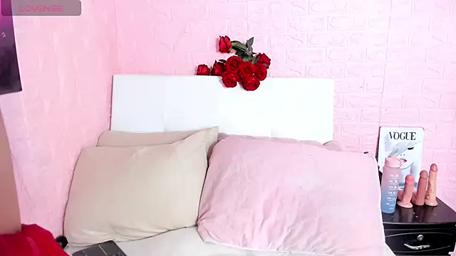 Celeste Rox online show from April 2026 10:10:01 AM