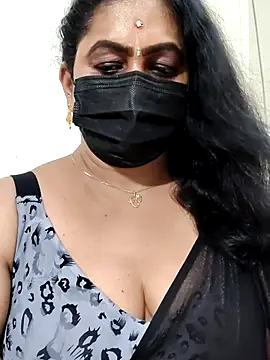 Snapshot of aishu_mallu_tamil chatting on April 2026 09:45:02 PM aishu mallu tamil online show from April 2026 09:45:02 PM