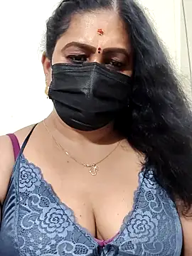 Snapshot of aishu_mallu_tamil chatting on April 2026 09:02:01 PM aishu mallu tamil online show from April 2026 09:02:01 PM